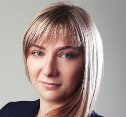 Юлия Сурина