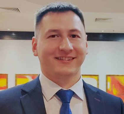 Максим Дуев