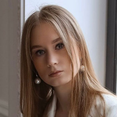 Кристина Костоломова