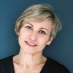 Анна Уварова