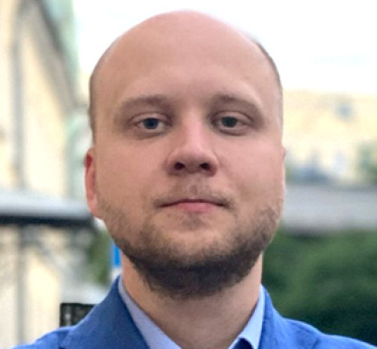 Александр Смирнов