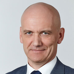 Игорь Николаев