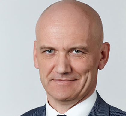 Игорь Николаев
