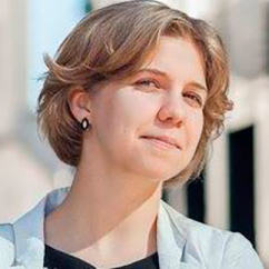 Анна Перова