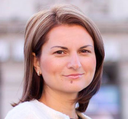 Екатерина Жолобова