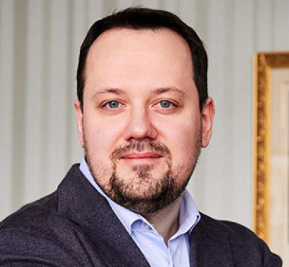 Максим Абрамов