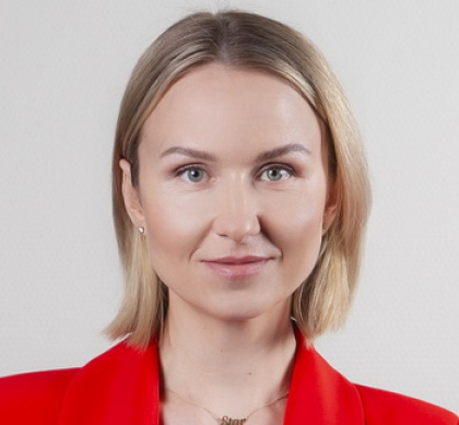 Анна Иванова