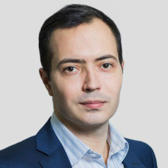 Владислав Стратонников