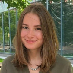 Арина Писцова