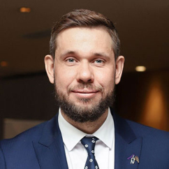 Артур Леер
