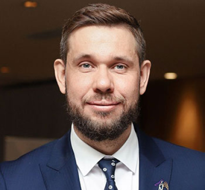 Артур Леер