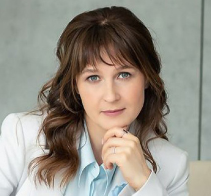 Полина Росс