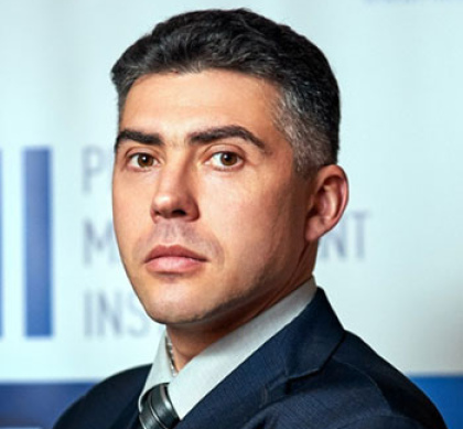 Максим Царьков