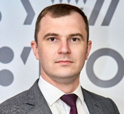 Максим Иванников