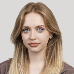 Юлия Романова