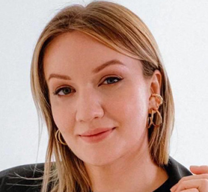 Анна Подпрятова