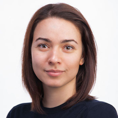 Александра Мешкова