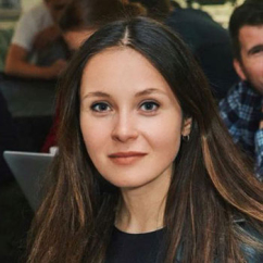Юлия Путилова