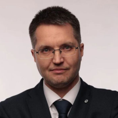 Илья Дьяконов