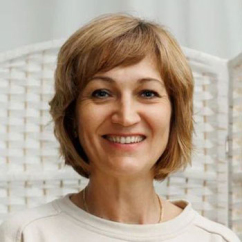 Елена Леонова