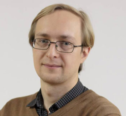 Александр Петров