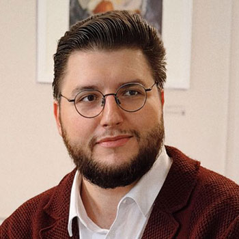 Глеб Шустов