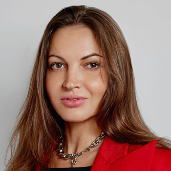 Анна Спирина