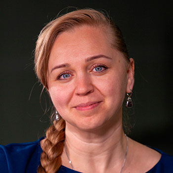 Наталья Марова