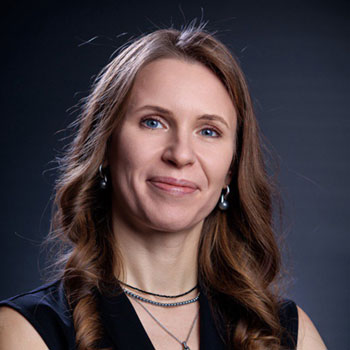 Алена Ирошникова